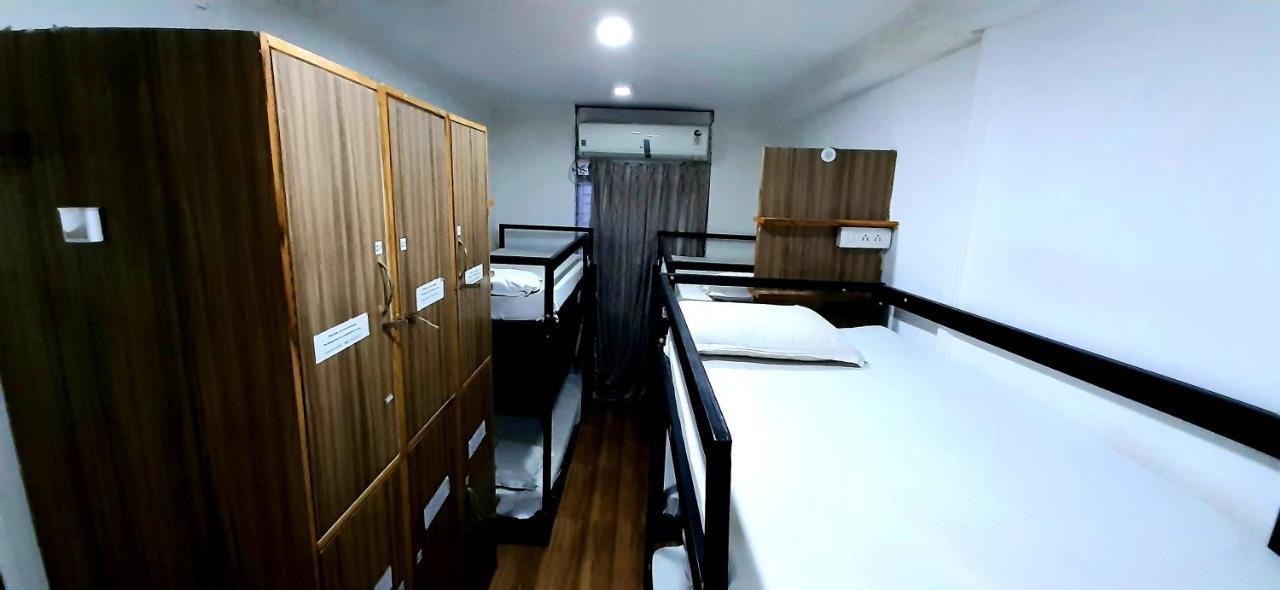 Comfort Stay Hostel New Delhi Eksteriør billede