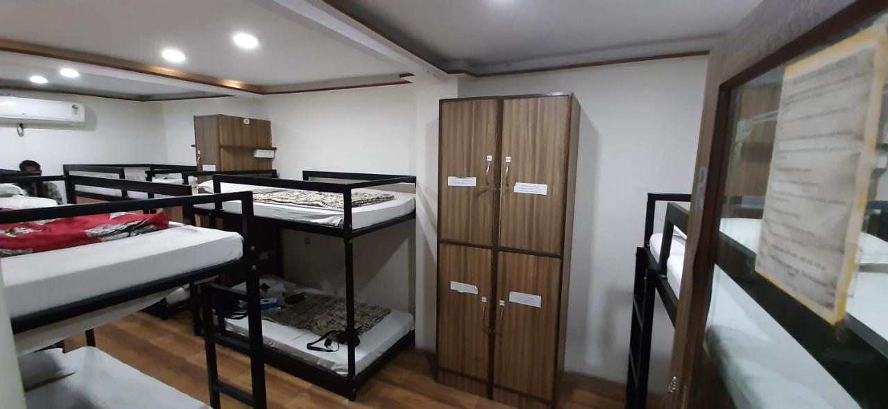 Comfort Stay Hostel New Delhi Eksteriør billede