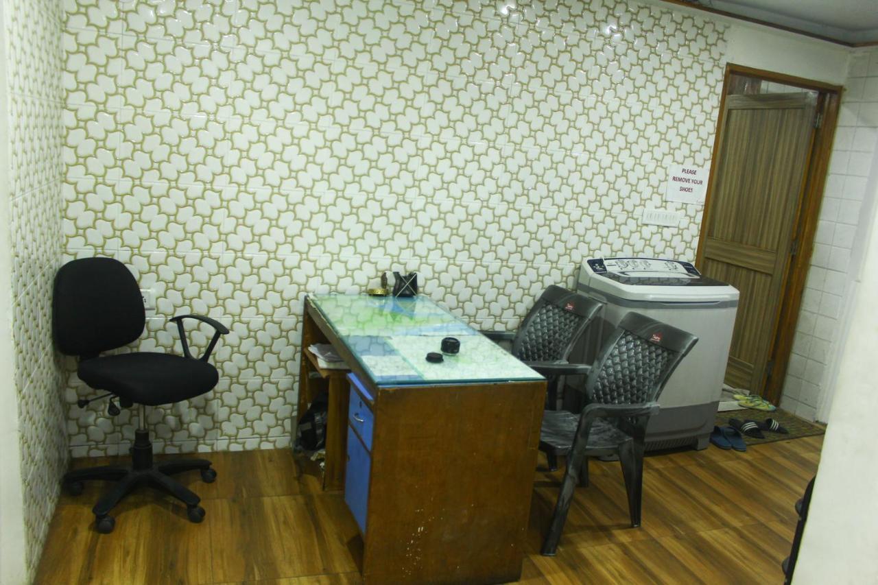 Comfort Stay Hostel New Delhi Eksteriør billede